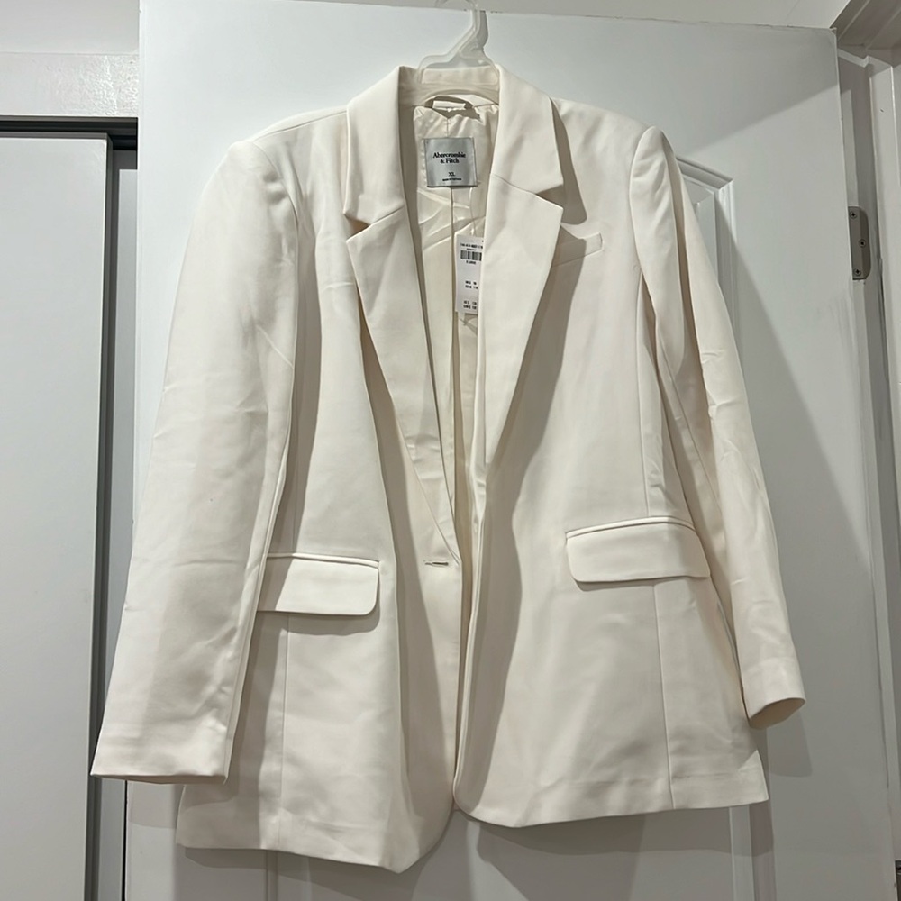 NWT Abercrombie and fitch blazer